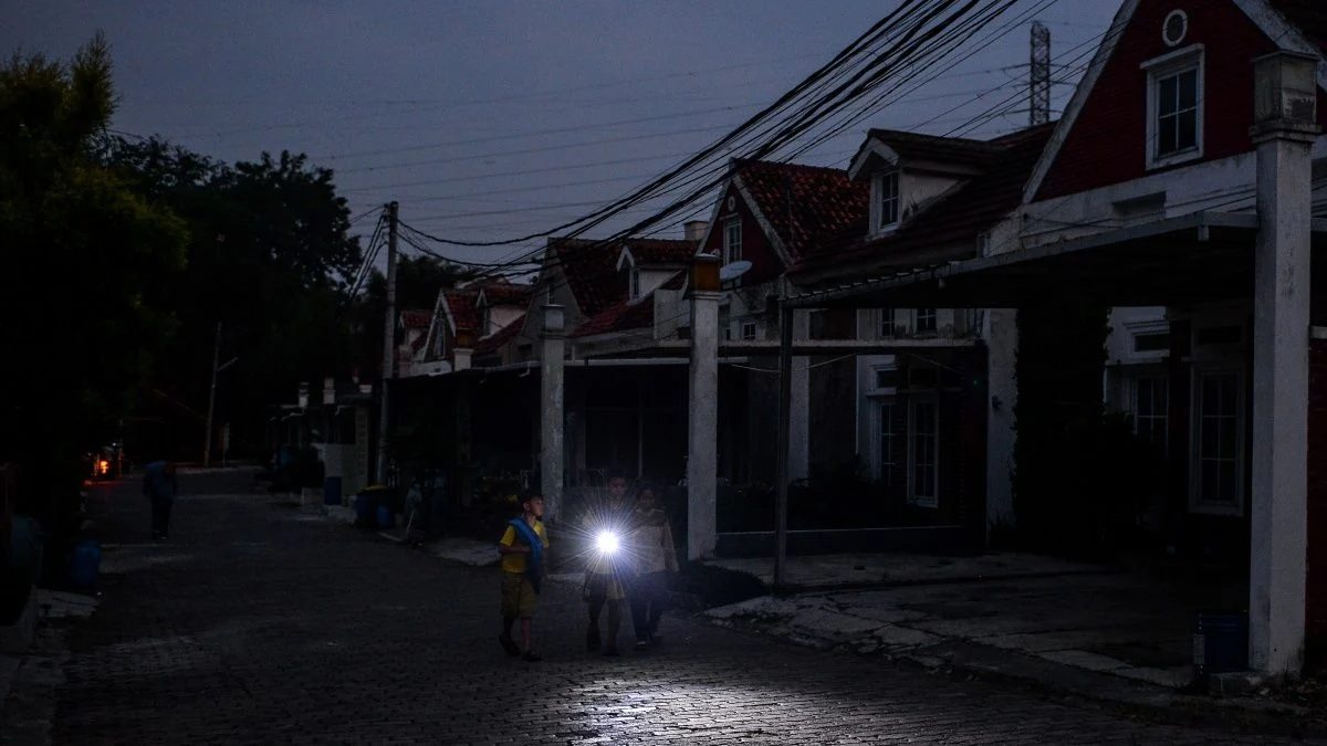Ketua HLKI Wilayah Jawa Barat Lengkapi Gugatan kepada PLN – Tuntut Ganti Rugi Rp2.000
