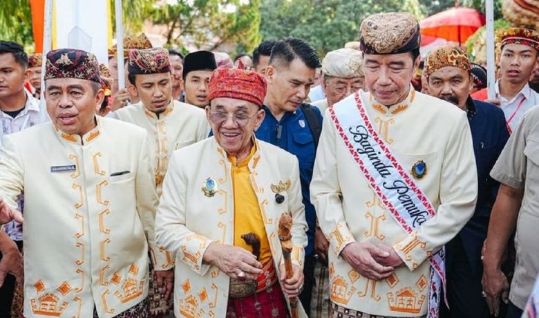 Facing Challenges: PDIP: Kalau Jokowi Injak Kepala Banteng, Pasti Kita Berurusan!