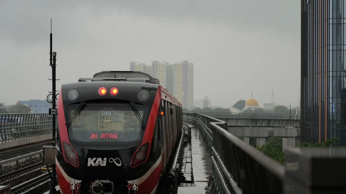 Key Strategy: MRT dan TransJakarta Rp1 Hari Ini, Kenapa Tarif LRT Jabodebek Tetap Normal? Ini Alasannya