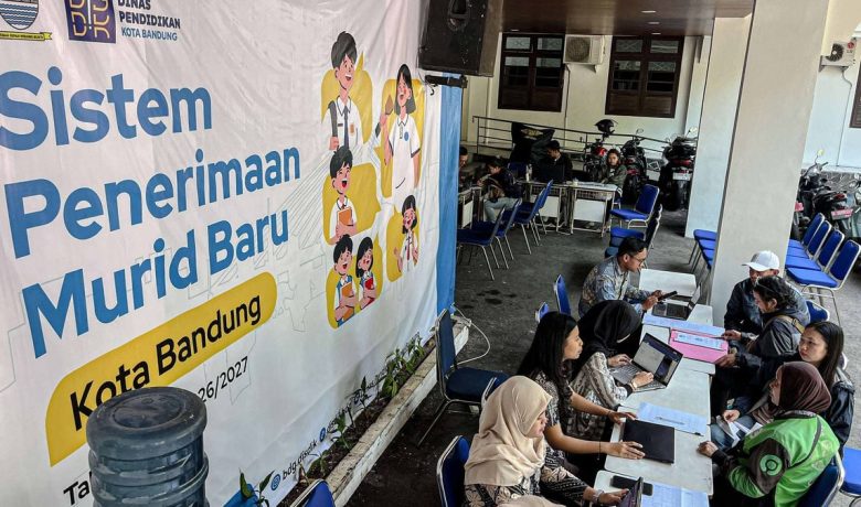 Responsif – Puluhan Sekolah di Bandung Nihil Aduan PCMB-SPMB
