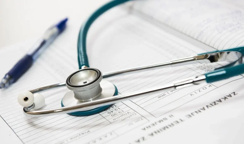 Topics Covered: Soal Usulan AI Gantikan Dokter, Menkes: Bisa Membantu, Tapi Bukan Pengganti
