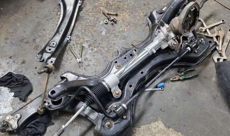 Solution For: Hal-Hal yang Bikin Rack Steer Mobil Cepat Rusak, Apa Saja?