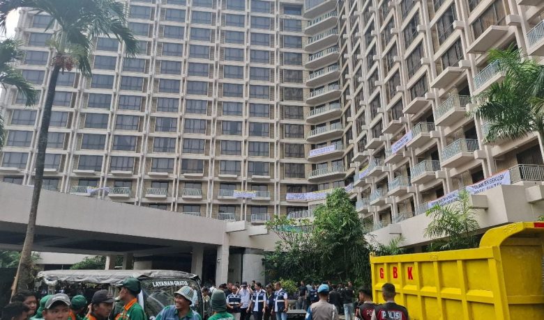 Polisi Amankan 69 Orang Saat Eksekusi Hotel Sultan di GBK yang Berujung Ricuh