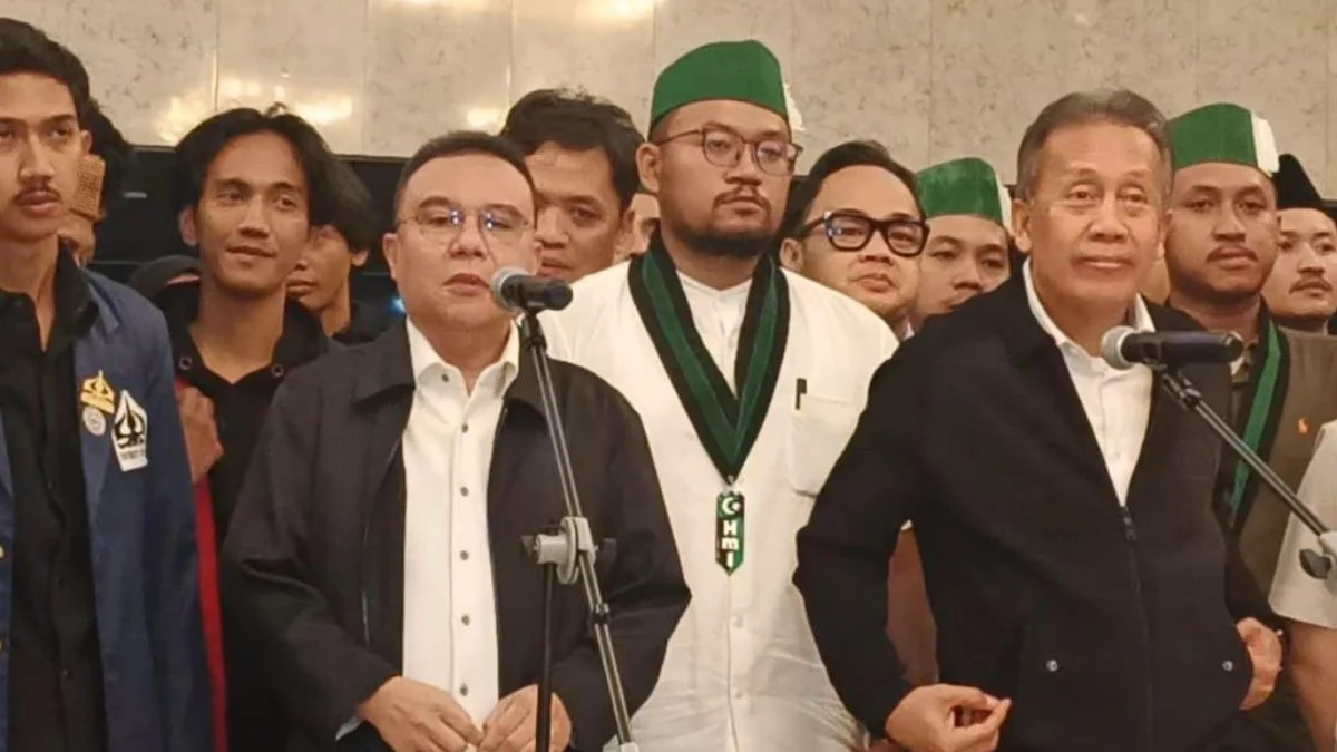 Topics Covered: Mahasiswa Usai Bertemu Pimpinan DPR: Isu Perut Jangan Coba-coba!