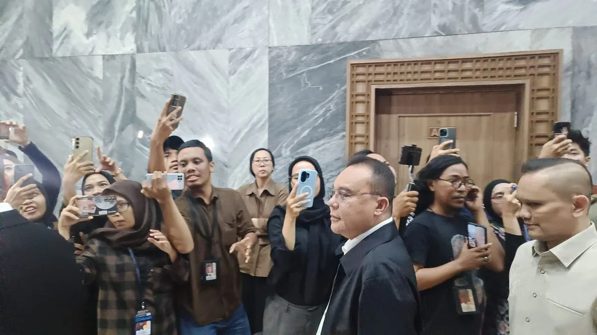 Topics Covered: Dasco Terima Mahasiswa yang Gelas Aksi Demo di DPR
