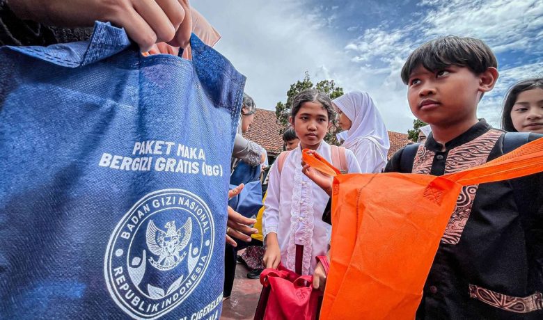 Latest Program: KSP: Pemerintah Siap Berdialog dengan Penolak Program MBG, Tata Kelola Terus Disempurnakan