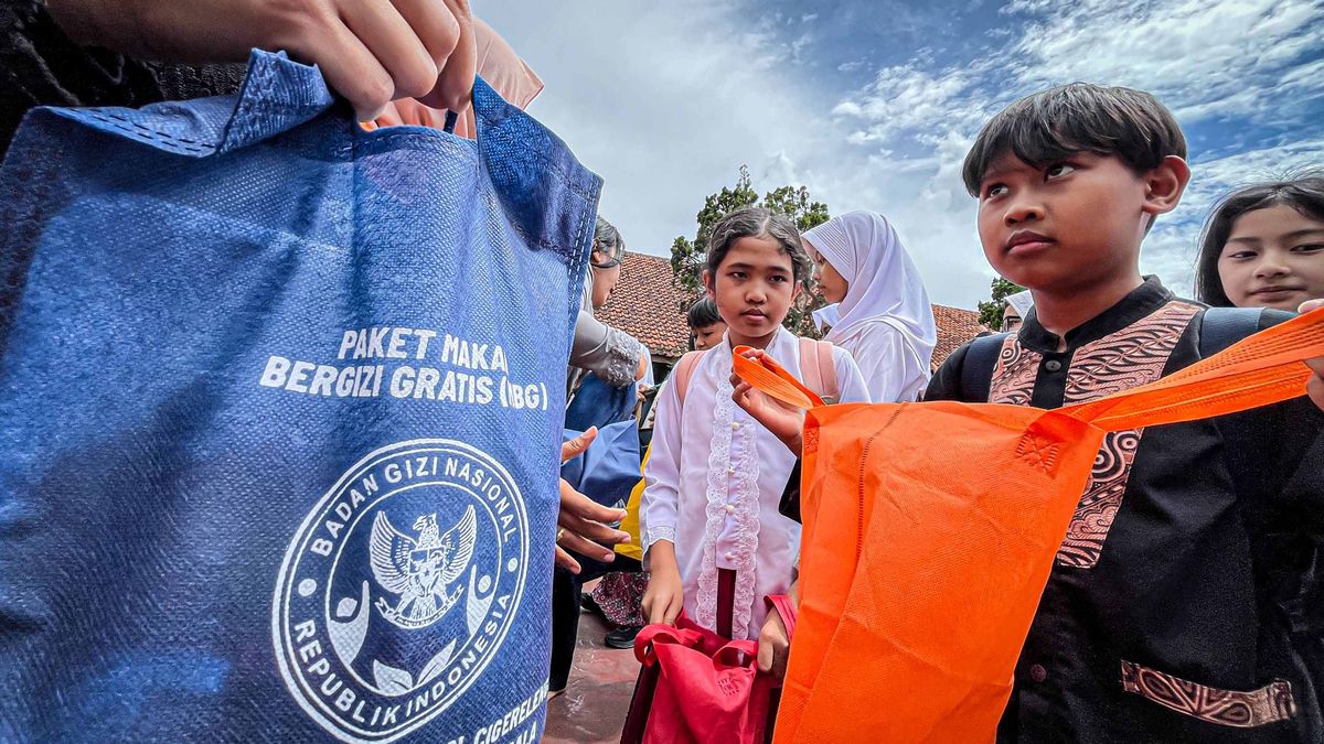 Latest Program: KSP: Pemerintah Siap Berdialog dengan Penolak Program MBG, Tata Kelola Terus Disempurnakan