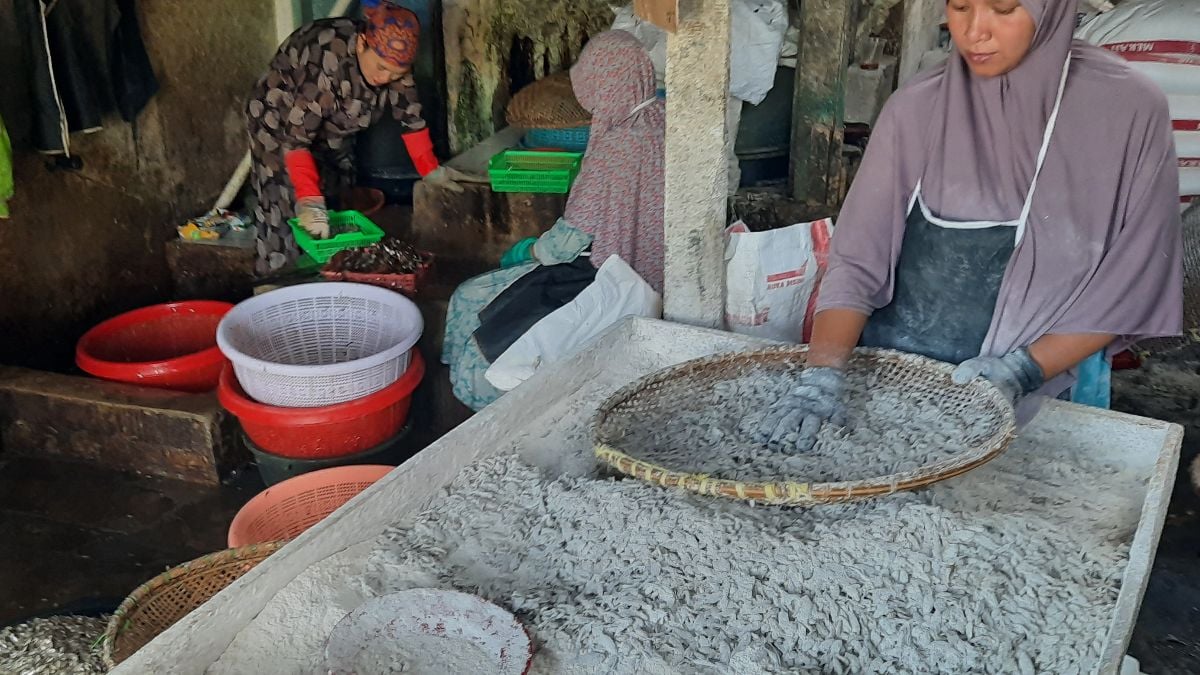 Lewat Bisnis Olahan Pepetek – Warga Ciroyom Bandung Barat Dulang Cuan