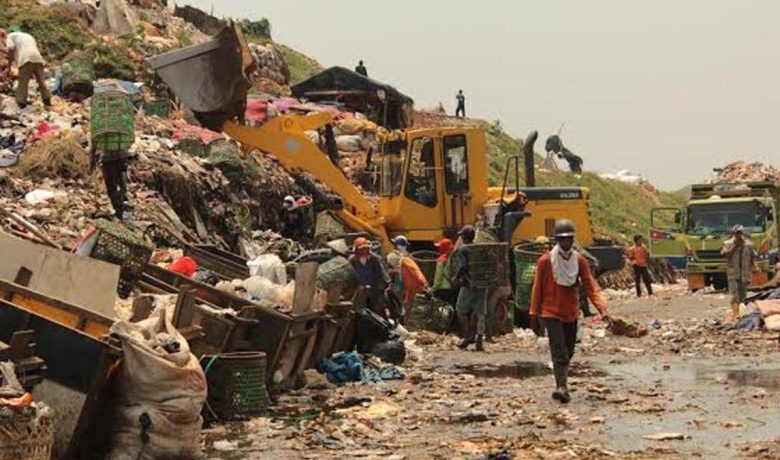 Topics Covered: Pramono Sebut Pilah Sampah DKI Jakarta Berhasil Kurangi 300 Truk Sampah ke Bantargebang
