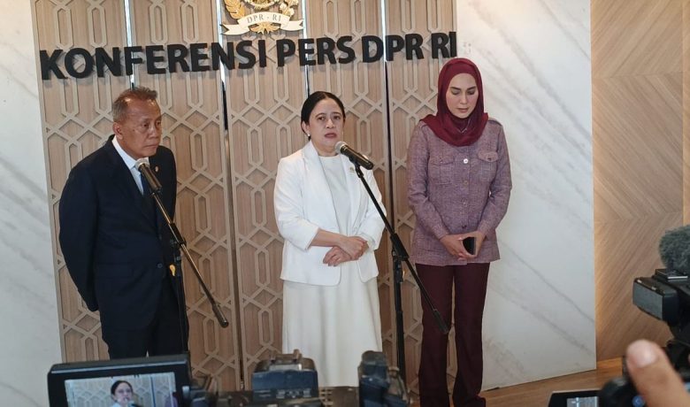 Latest Program: Respons Puan soal Relawan Pragib Jadi Komisaris: Jabatan Harus Diisi Orang yang Profesional