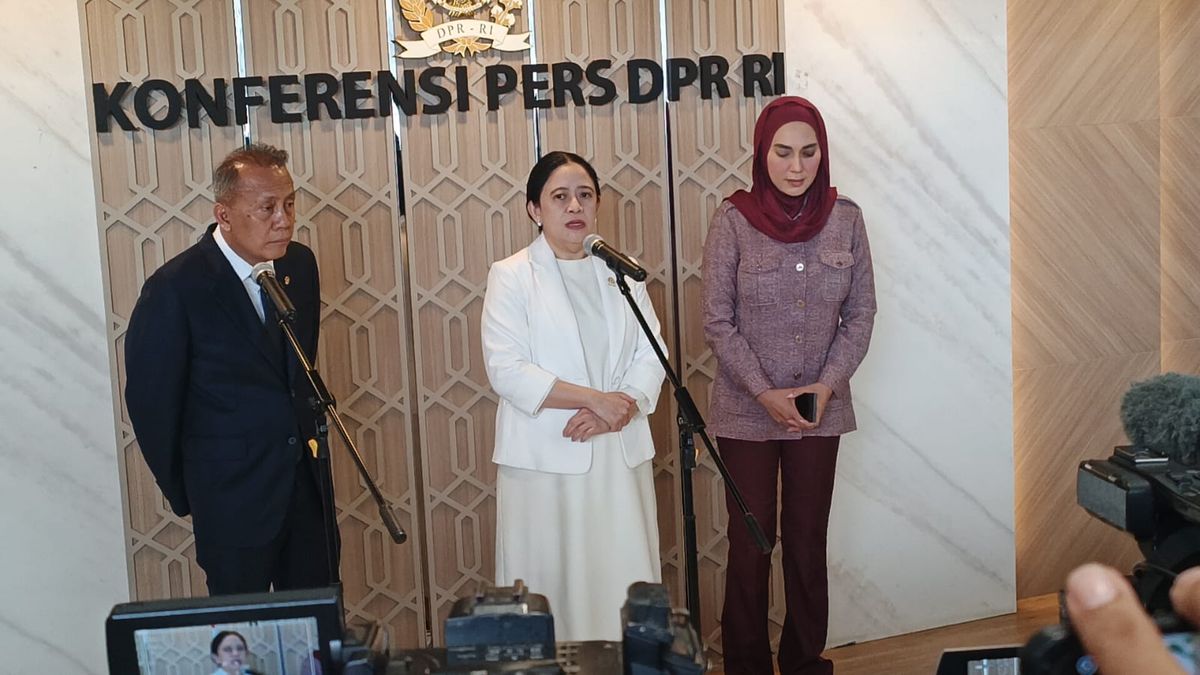 Latest Program: Respons Puan soal Relawan Pragib Jadi Komisaris: Jabatan Harus Diisi Orang yang Profesional