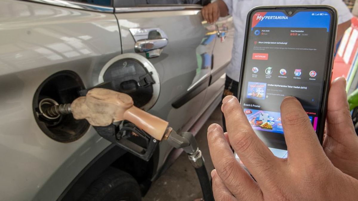 Key Issue: Benarkah Kendaraan Nunggak Pajak Dilarang Isi Pertalite?