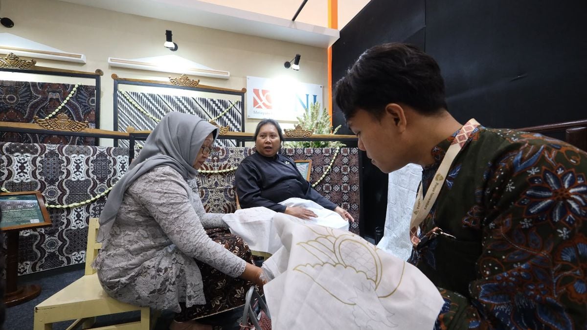 Historic Moment: BNI Bawa Mitra Binaan Batik ke Puspa Nuswantara 2026