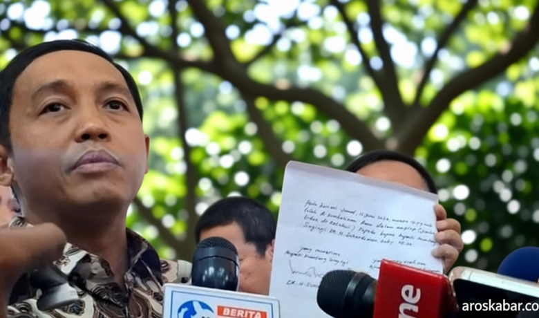 Official Announcement: KPK Tak Lagi Lanjutkan Laporan Gratifikasi Menhut Raja Juli Antoni