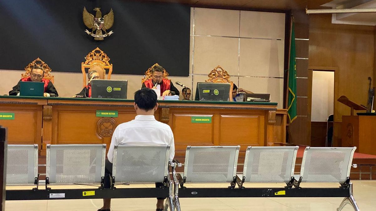 Solving Problems: Vonis Eks CEO eFishery Gibran Chuzaefah Disunat, dari 9 Tahun Menjadi 6 Tahun