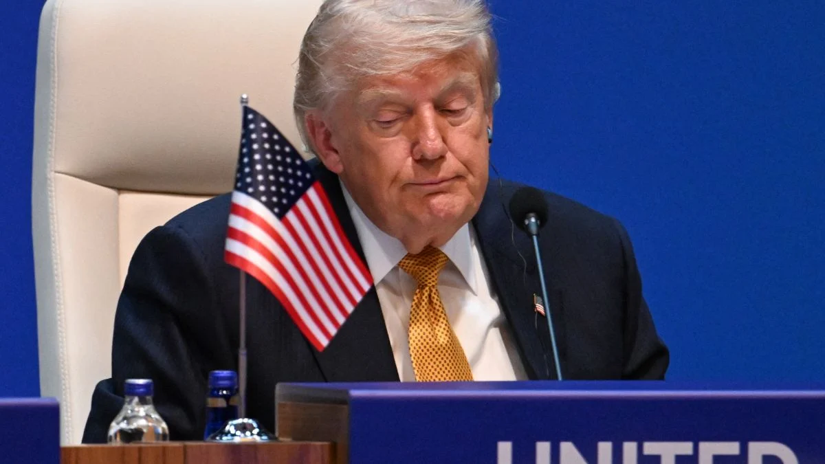 Historic Moment: Donald Trump Disoraki saat Serahkan Trofi Piala Dunia 2026, Sempat Ikut Selebrasi Spanyol