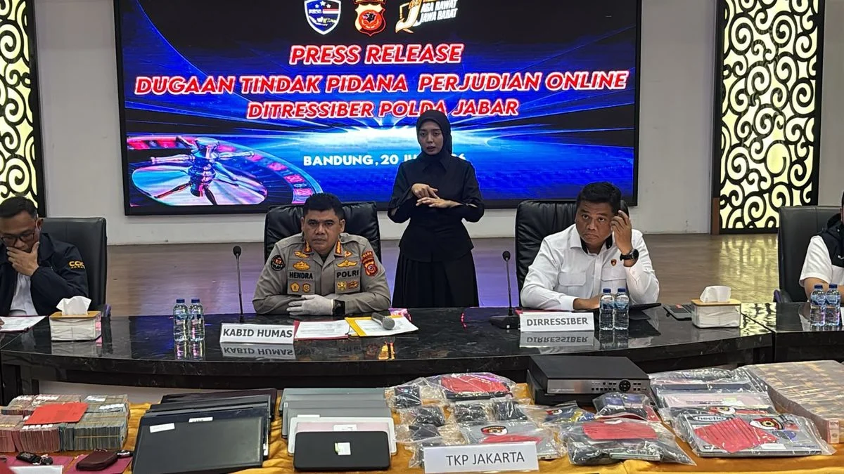 Judi Online Berkedok Live Streaming Dibongkar Polda Jabar – 11 Tersangka Diringkus dan 1 Bos Buron