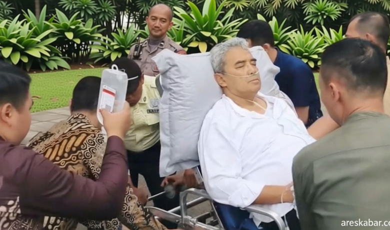 Detik-Detik Farhan Jatuh Sakit – Dibawa Ambulans Siaga di Balai Kota Bandung