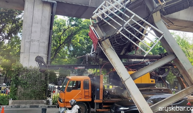 JPO Tendean Roboh – Pramono: Anggaran APBD Tidak Tersedia, Akan Cari CSR