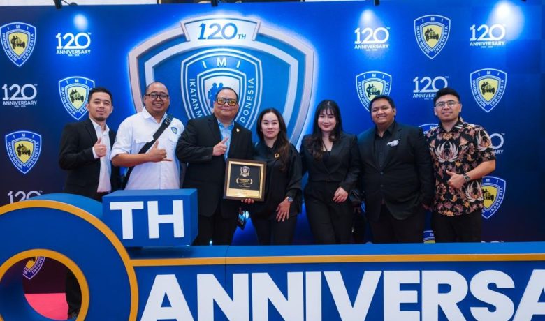 IMI Award 2025: Founder NMAA dan IMX Diganjar Penghargaan Member of Honor
